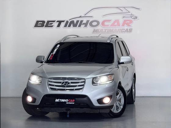 HYUNDAI SANTA FÉ 3.5 MPFI GLS 7 LUGARES V6 24V 285CV GASOLINA 4P AUTOMÁTICO HYUNDAI SANTA FÉ 3.5 MPFI GLS 7 LUGARES V6 24V 285CV GASOLINA 4P AUTOMÁTICO